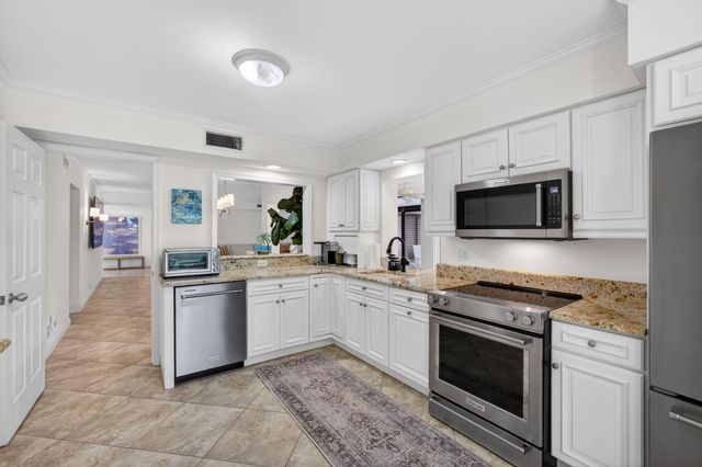 16648 Traders Crossing N 108, Jupiter, FL 33477