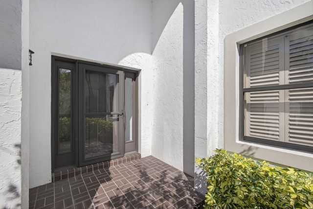 16648 Traders Crossing N 108, Jupiter, FL 33477