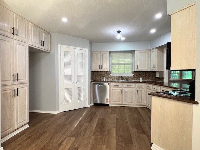 327 S 4th Street, Wylie, TX 75098