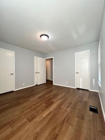 327 S 4th Street, Wylie, TX 75098