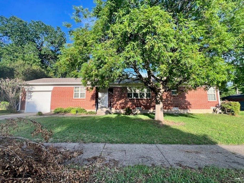 327 S 4th Street, Wylie, TX 75098