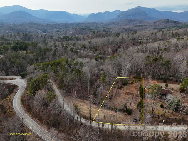 161 Starling Road, Lake Lure, NC 28746