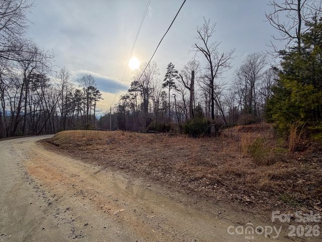 161 Starling Road, Lake Lure, NC 28746