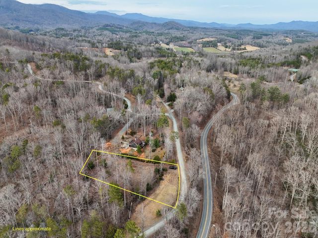 161 Starling Road, Lake Lure, NC 28746