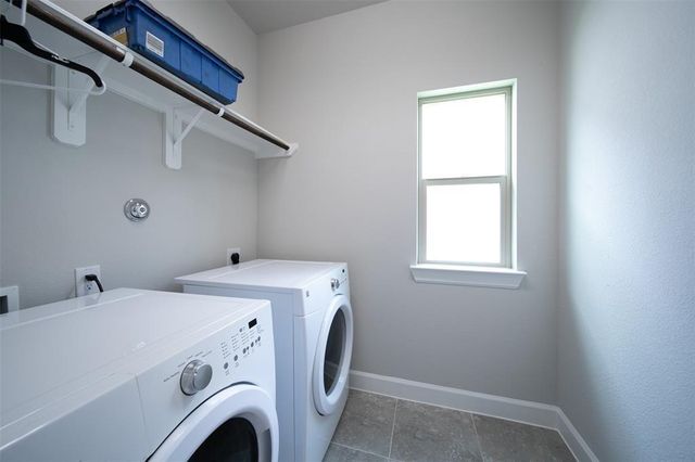 2011 Royal Landing Drive, Houston, TX 77045