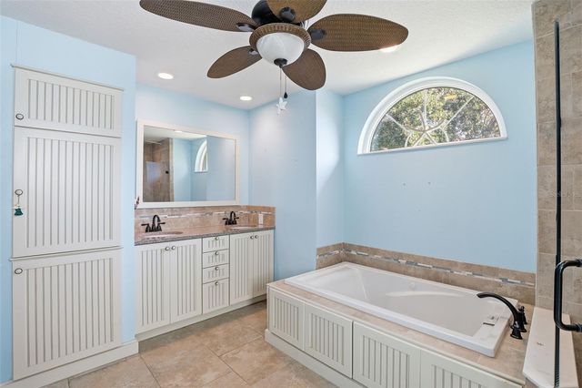 6211 65TH PLACE E, Palmetto, FL 34221