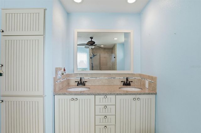 6211 65TH PLACE E, Palmetto, FL 34221