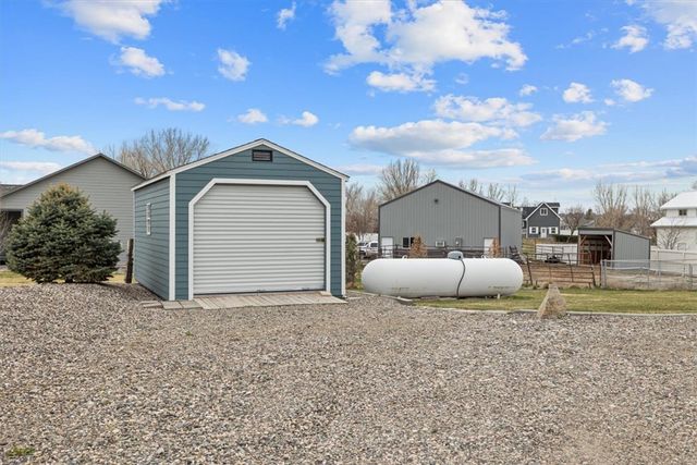 1320 Florian Avenue, Huntley, MT 59037
