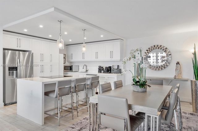 177 Ocean Lane Drive 807, Key Biscayne, FL 33149