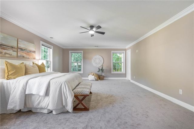 1017 Stratem CT, Virginia Beach, VA 23451
