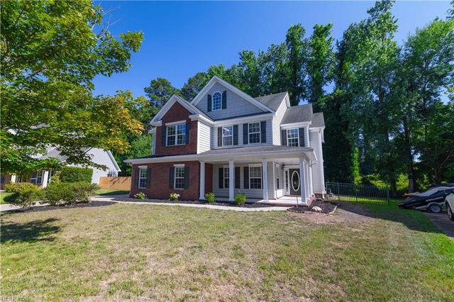 1017 Stratem CT, Virginia Beach, VA 23451