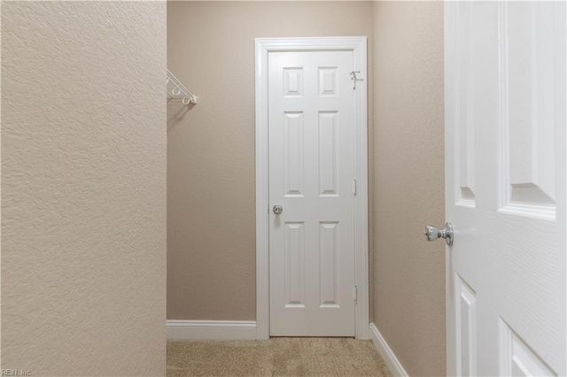 1017 Stratem CT, Virginia Beach, VA 23451