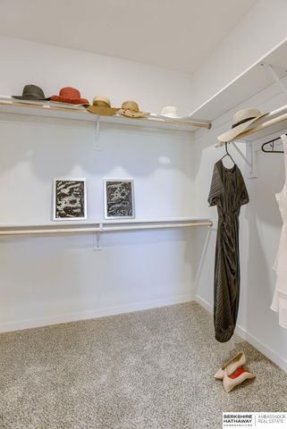 11002 N 159 Avenue, Bennington, NE 68007