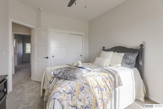 11002 N 159 Avenue, Bennington, NE 68007