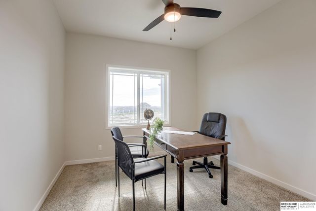 11002 N 159 Avenue, Bennington, NE 68007