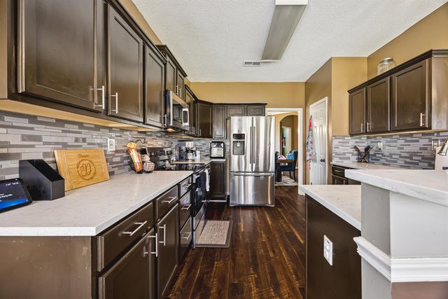 5032 WILL FALL RD, Bartlett, TN 38002