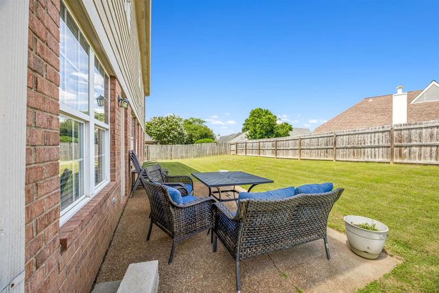 5032 WILL FALL RD, Bartlett, TN 38002