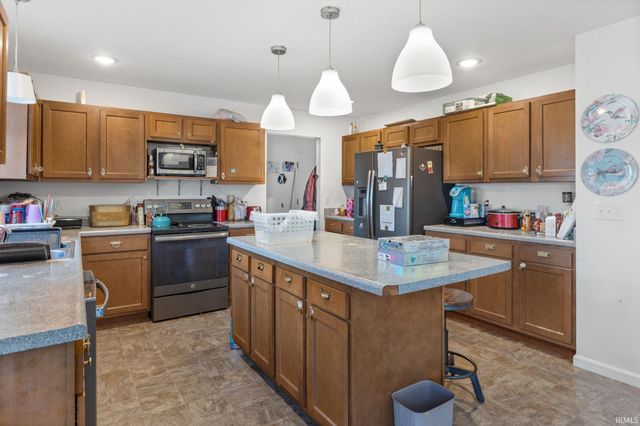 4920 S County Rd 500 W, Frankfort, IN 46041