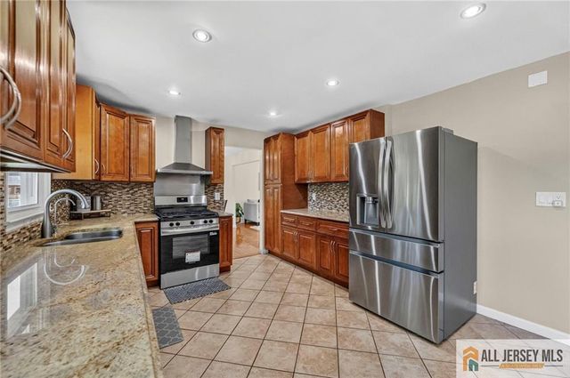 65 Stanley Avenue, South Brunswick, NJ 08810