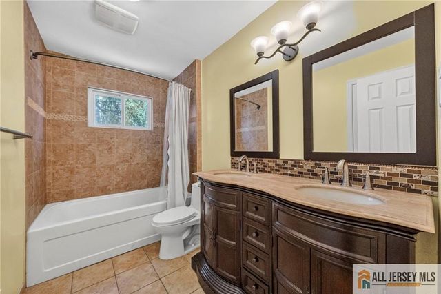65 Stanley Avenue, South Brunswick, NJ 08810