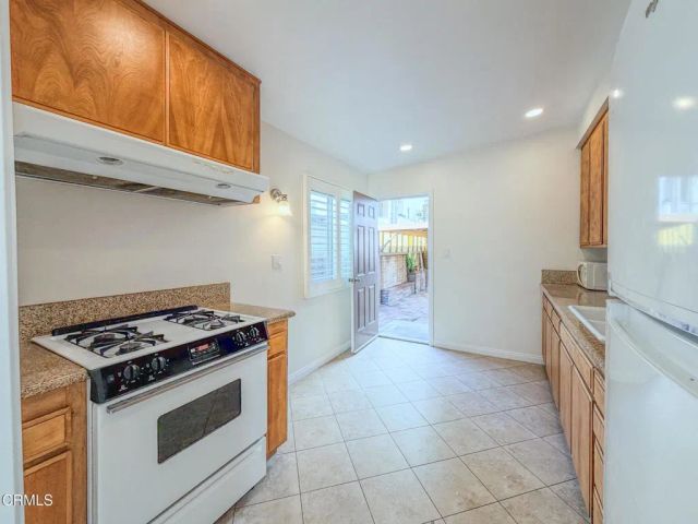 1065 Belfast Lane, Ventura, CA 93001