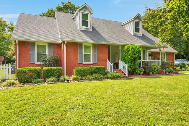 238 Peebles Dr, Smyrna, TN 37167