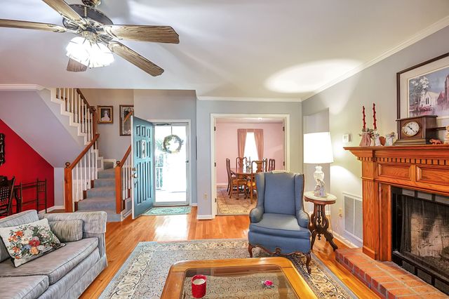 238 Peebles Dr, Smyrna, TN 37167