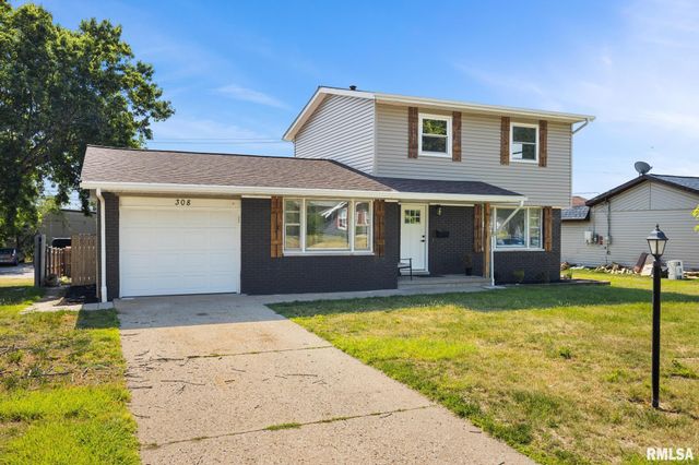 308 S HOLLYBROOK Drive, Chillicothe, IL 61523
