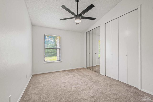 2303 W Michigan Ave B12, Pensacola, FL 32526