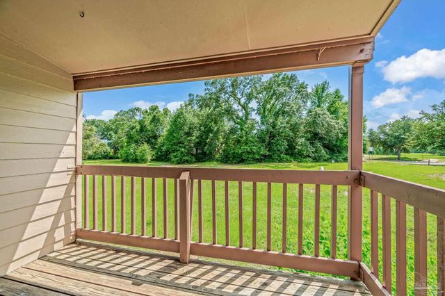 2303 W Michigan Ave B12, Pensacola, FL 32526
