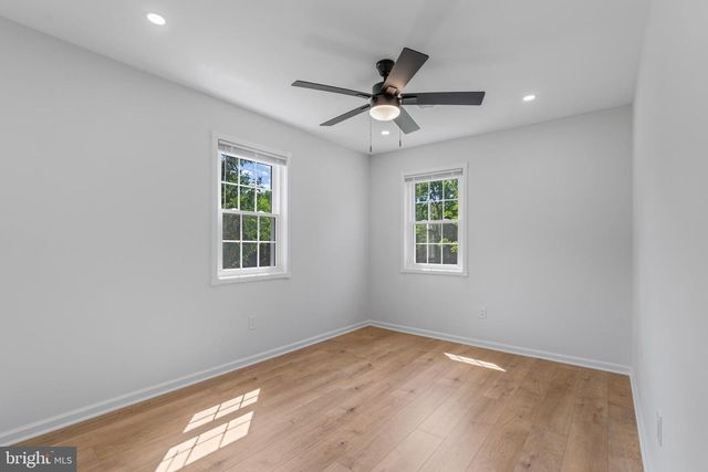 565 HULMEVILLE RD, Langhorne, PA 19047