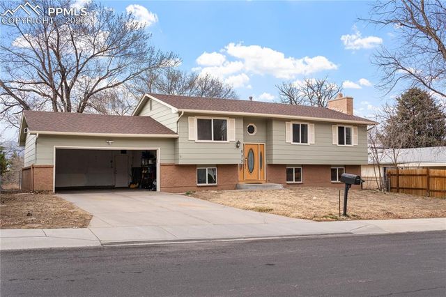 823 Squire Street, Colorado Springs, CO 80911