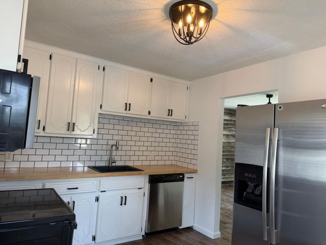 6880 Rustic Lane, Circle Pines, MN 55014