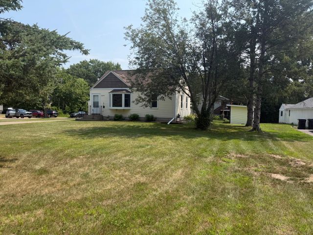6880 Rustic Lane, Circle Pines, MN 55014