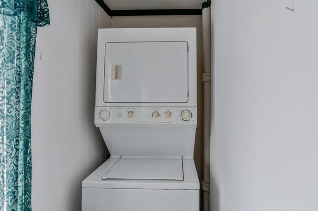 105 ALLEN STREET, Athens, WI 54411