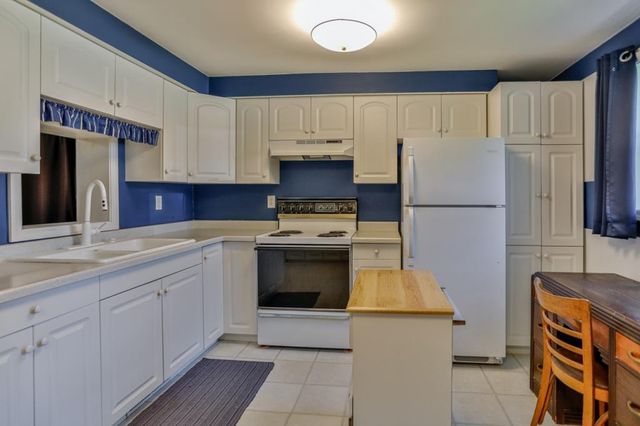 105 ALLEN STREET, Athens, WI 54411