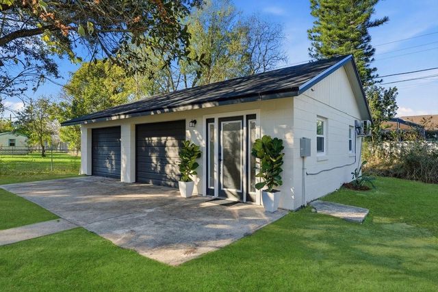 330 MONTANA AVENUE, St Cloud, FL 34769