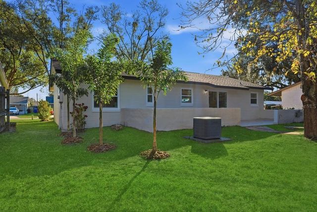 330 MONTANA AVENUE, St Cloud, FL 34769