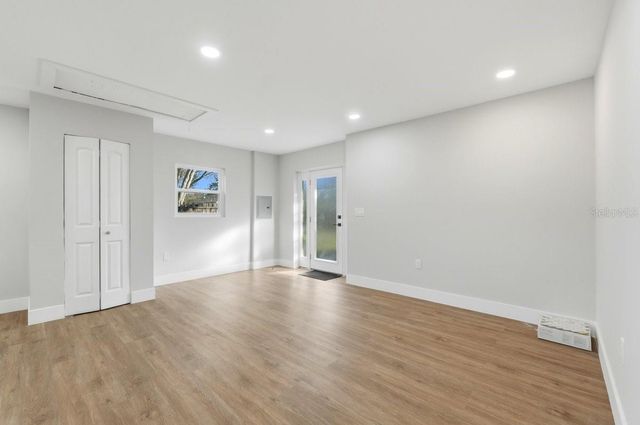 330 MONTANA AVENUE, St Cloud, FL 34769