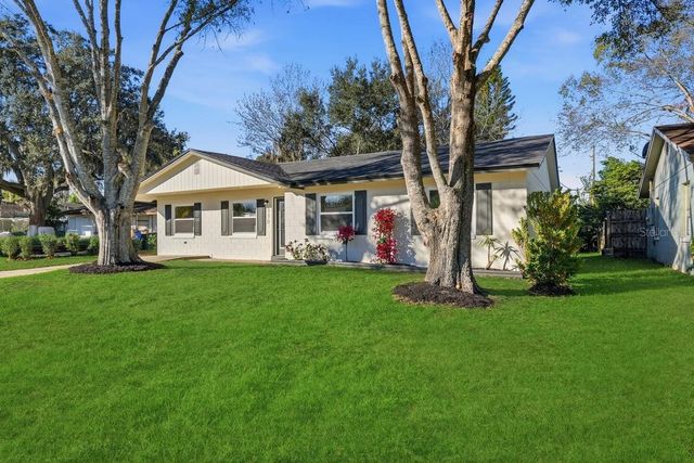 330 MONTANA AVENUE, St Cloud, FL 34769