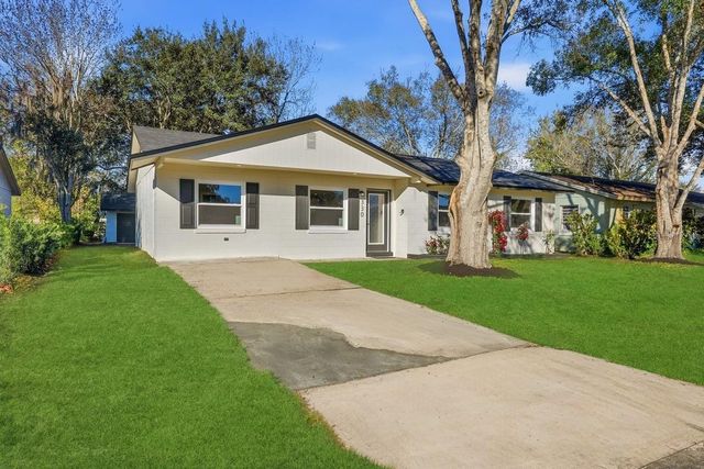 330 MONTANA AVENUE, St Cloud, FL 34769