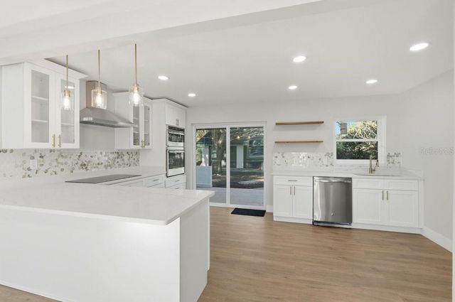 330 MONTANA AVENUE, St Cloud, FL 34769