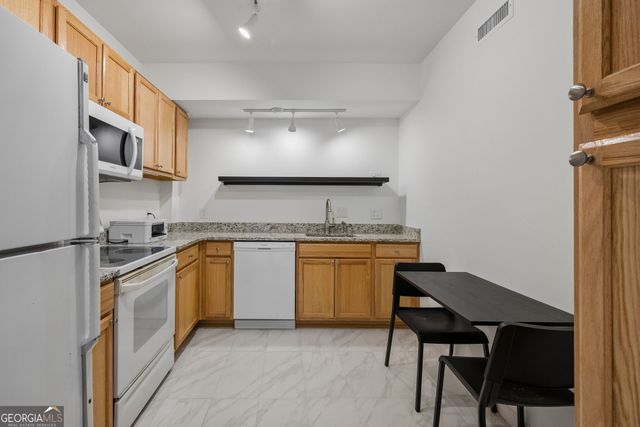 2024 Gramercy Circle, Chamblee, GA 30341