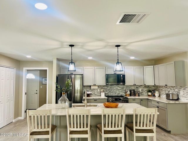 4335 N La Linda Rama, Tucson, AZ 85718