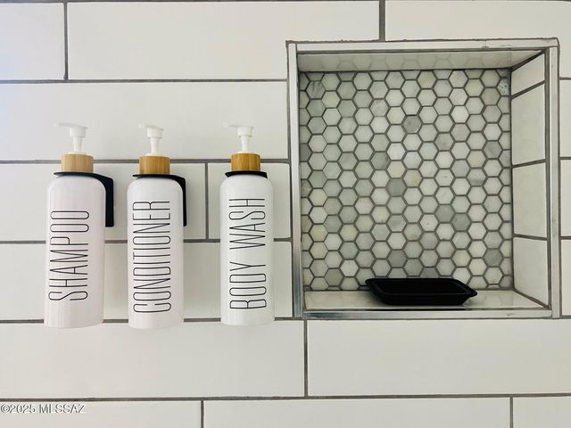 4335 N La Linda Rama, Tucson, AZ 85718