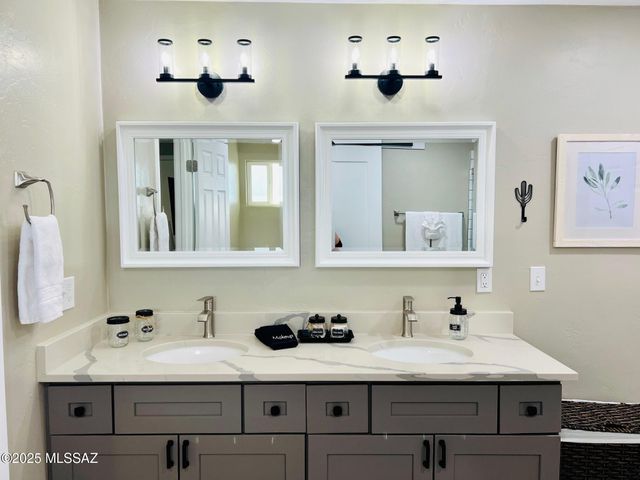 4335 N La Linda Rama, Tucson, AZ 85718