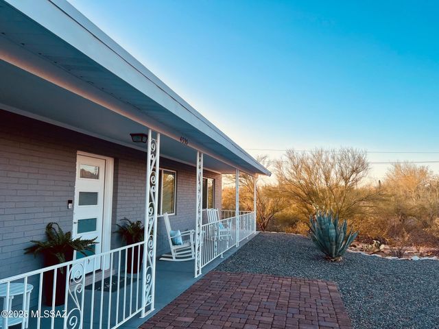 4335 N La Linda Rama, Tucson, AZ 85718