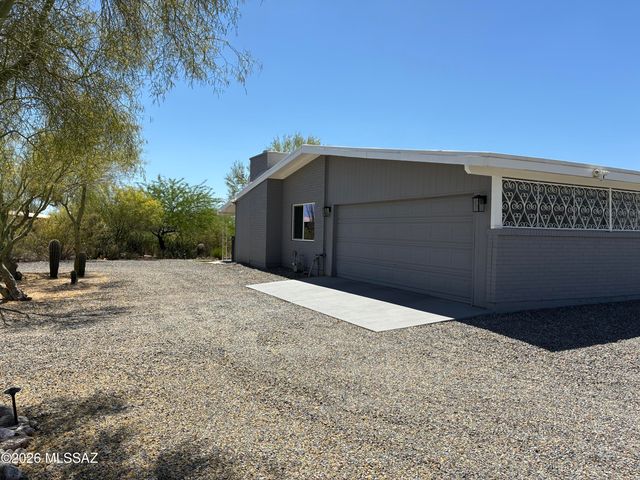 4335 N La Linda Rama, Tucson, AZ 85718