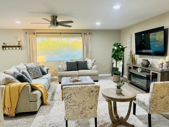 4335 N La Linda Rama, Tucson, AZ 85718