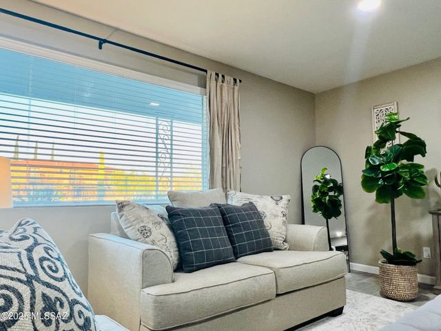 4335 N La Linda Rama, Tucson, AZ 85718